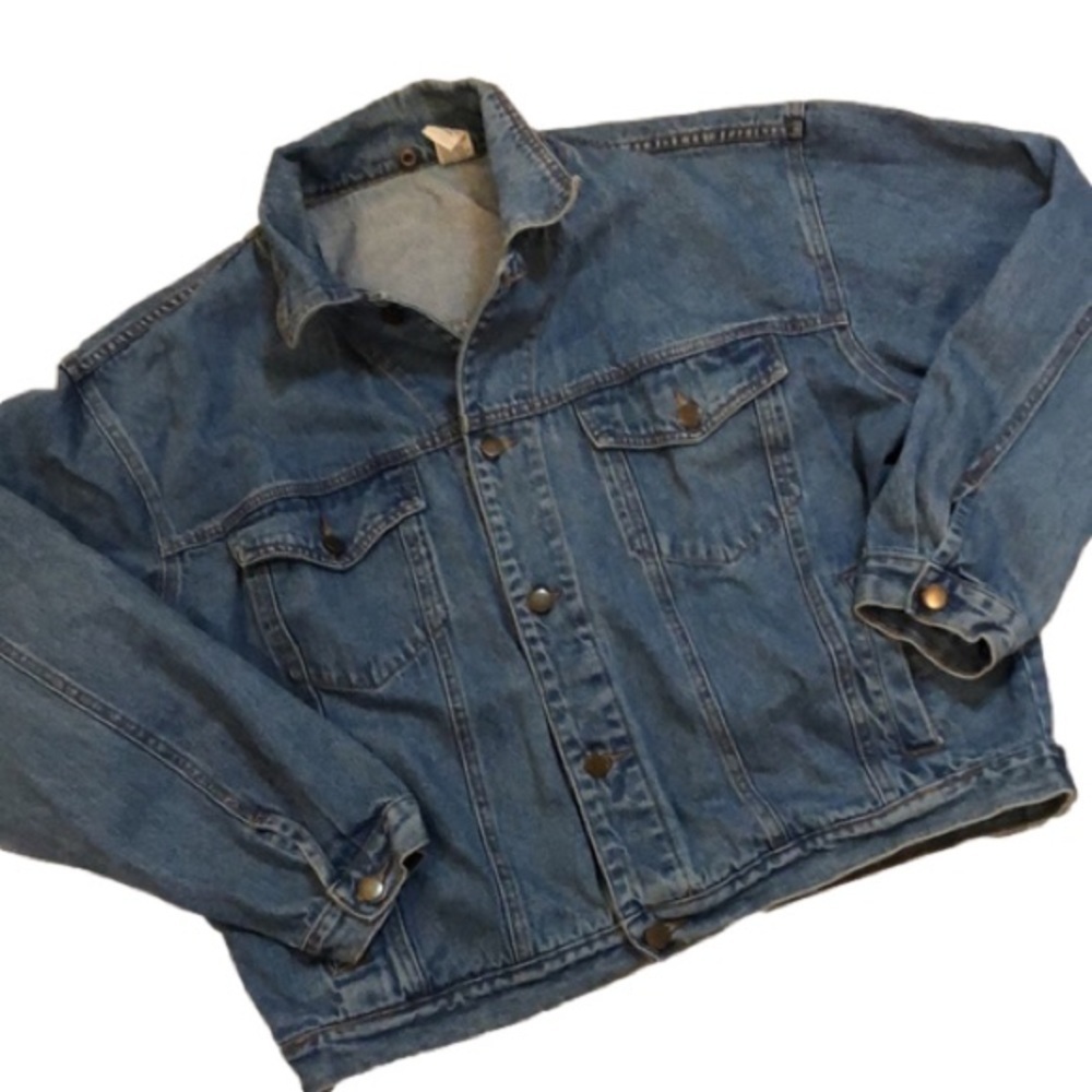 Jean jacket. Blue denim. Beyond the law embroidery